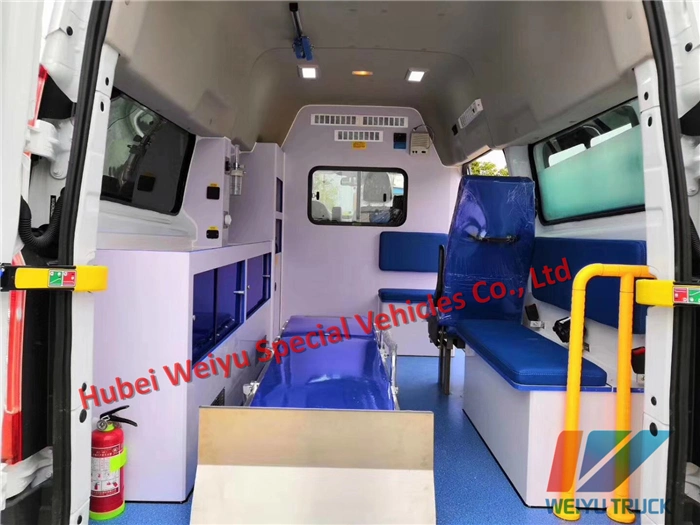 China Gasoline Foton G7 Patient Rescue Monitor Ambulance Car 5~7 Persons Transit Hospital Medical Ambulance